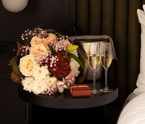 Best Romantic Hotel Paris | Le Parchamp, couples’ getaway