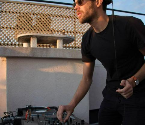 DJ set by Sainte Nicole