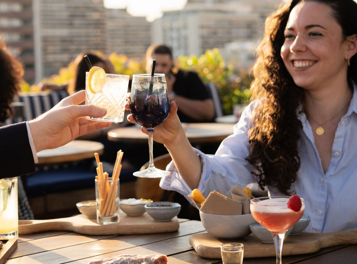 Le Parchamp - Celebrate & Meet